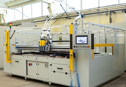 Automated CNC station for welding studs to steel sheets